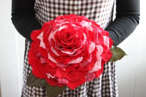特大ローズメリア 花屋ブログ 滋賀県高島市の花屋 シバトラにフラワーギフトはお任せください 当店は 安心と信頼の花キューピット加盟店です 花キューピットタウン